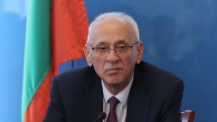 Кирилов притеснен от внушения, че някой иска да открадне едни пари за детската болница 