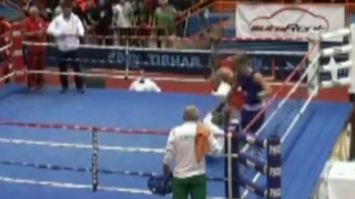 ВИДЕО: Хърватски боксьор преби съдията на ринга