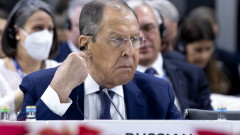 Лавров: Русия няма да спира боевете, ако започнат преговори