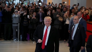 Тръмп влиза в Белия дом с доста по-лош рейтинг от Обама, Буш и Клинтън