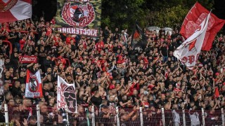 Фенове на ЦСКА скочиха за евентуално отлагане на мача с Левски