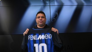Медиите в Италия съобщават че легендарният нападател Роналдо отново ще