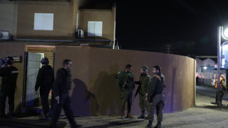 Европейският съюз призова палестинците в ивицата Газа незабавно да спрат