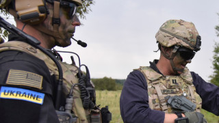 НАТО проучва опита на Украйна в борбата срещу "руската тактика на хибридна война"