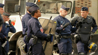 9-ма заловени при антитерористична акция във Франция