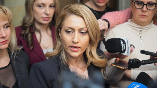 Рая Назарян: Асен Василев злоупотребява с моето име и с темата за ПВУ
