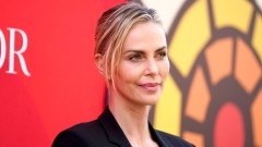 Чарлийз Терон откровено за майчинството на двете си осиновени деца