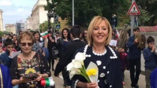 Омбудсманът Мая Манолова стартира кампания за премахване на ДДС върху