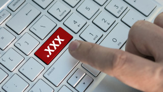 Pornhub спира порното на Франция в сряда