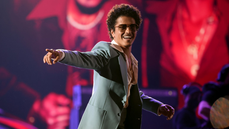 Бруно Марс на 40