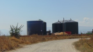 Алармираха за ново обгазяване на село Труд от централата за биогаз