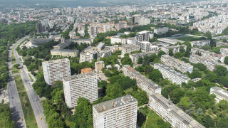 Третото поред тримесечие сделките с имоти в България намаляват Доказателство