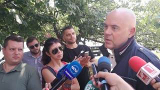 В хода на акцията на спецпрокуратурата и полицията в софийския