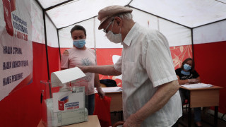 Днес официално руснаците гласуват на референдум за промени в конституцията