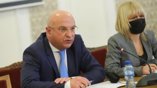 МВР е затруднено да посреща бежанци на Дуранкулак