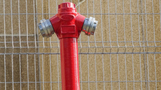 Хванаха управител на комплекс в Слънчев бряг да пълни басейна