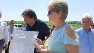 Комитова търси едни платени 84 млн.лв. на АМ "Хемус"