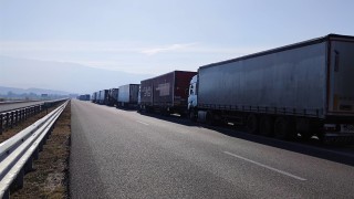 МВнР: Пожар затвори магистралата от Солун до ГКПП Кулата-Промахон