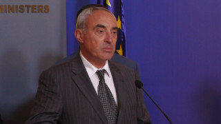 Областният управител на Пловдив Ангел Стоев подаде оставка пише 24