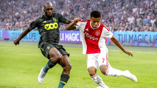 Крилото на Аякс Давид Нерес подписа нов договор с клуба