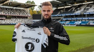 Холмар Ейолфсон официално подписа с норвежкия гранд Розенборг Договорът на