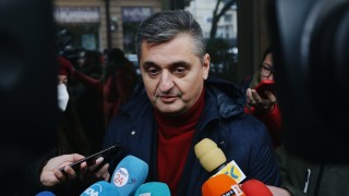 По традиция напрежение витаеше във въздуха около Позитано 20 преди