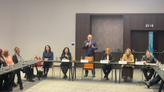 Главният прокурор Иван Гешев подписа декларация Срещу омразата която ни