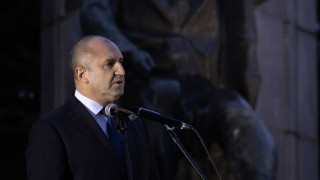 Радев: РСМ да впише българите в конституцията си 