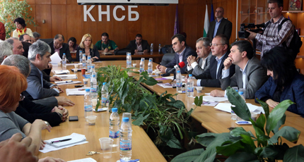 ГЕРБ постигнаха стабилност с рязане на жива плът, обясни Станишев на КНСБ