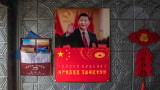 Никой не познава Си Дзинпин, за него няма биография, няма и информация