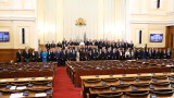  Депутатът Велико Минков от Политическа партия желае да напусне Народното събрание 