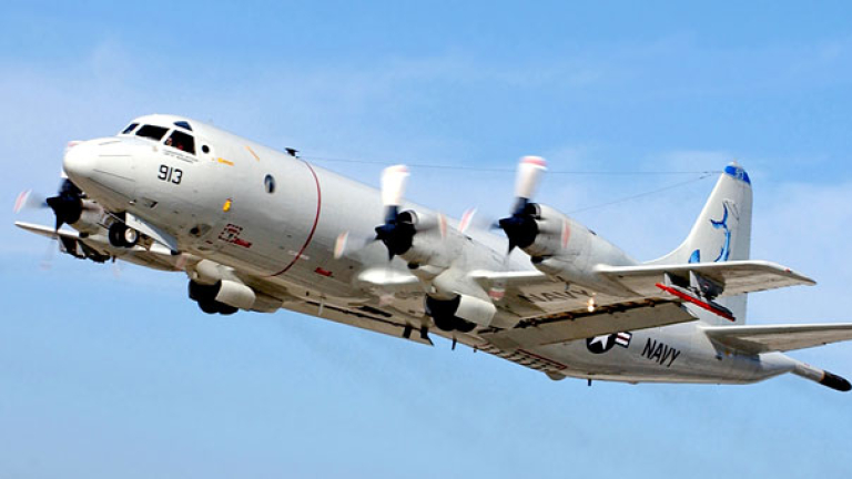 Военни самолети на САЩ и Китай опасно близо над Южнокитайско море