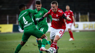 Френският универсален футболист на ЦСКА Тибо Вион ще се