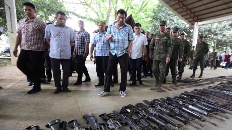Деветима убити при престрелка между филипинските сили и терористи