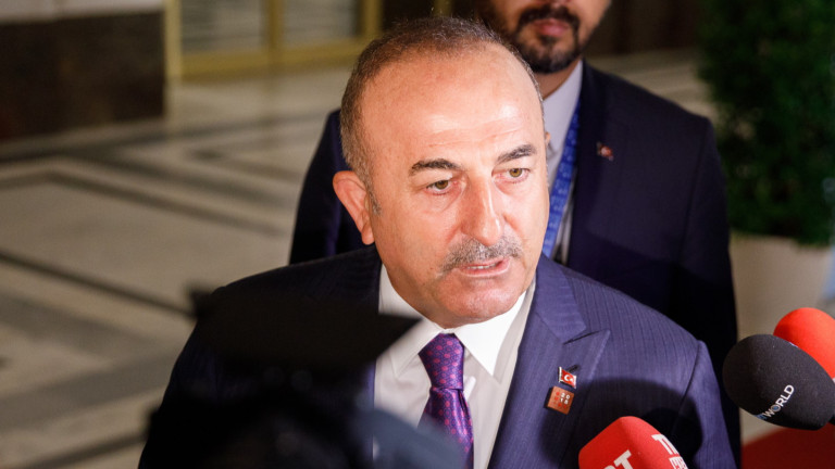 Турският външен министър Чавушоглу предупреждава с писмо до Ню Йорк