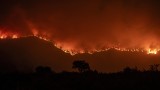 Доброволец загина, десетки хоспитализирани, заради пожарите в Испания