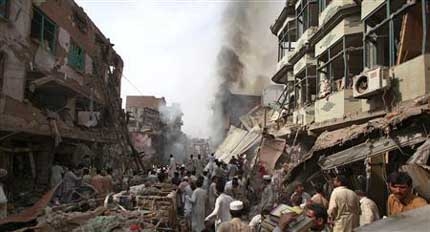 91 души мъртви след атентат в Пакистан