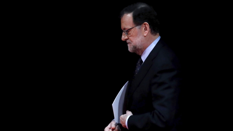 Испански съд призова премиера Рахой да свидетелства на голямо дело за корупция