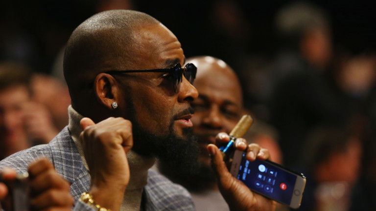 Рапарът Робърт Ар Кели получи нова присъда - за детска порнография