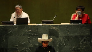 Перуанският президент Педро Кастильо е приел оставката на крайнолевия премиер