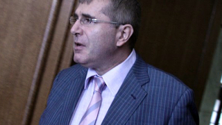 Бургаски съд не иска да разпитва Ковачки