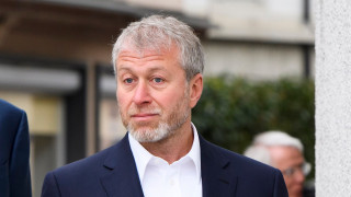 Роман Абрамович официално е санкциониран от правителството на Обединеното кралство
