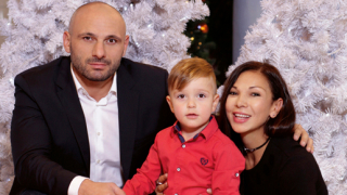 Юлияна Дончева и Стъки показаха за първи път сина си 
