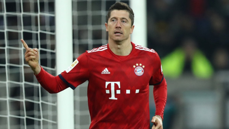 Роберт Левандовски се врече във вярност на Байерн (Мюнхен)