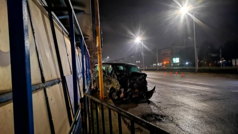 Изображение 740044