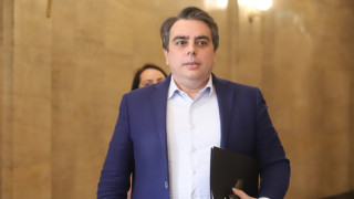 Съпредседателят на Продължаваме промяната Асен Василев съди депутата от ГЕРБ