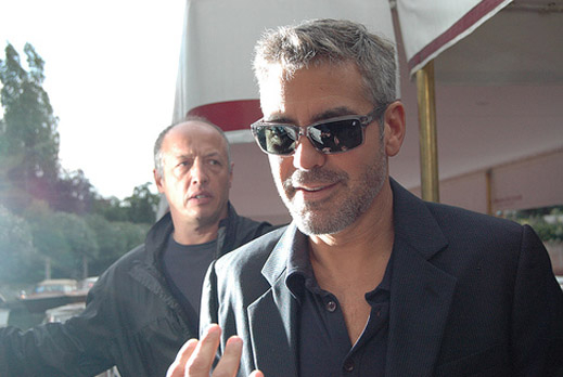 Брад Пит: Джордж Клуни си пада по мъже