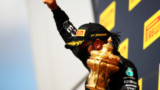 Люис Хамилтън смачка конкуренцията и в Испания