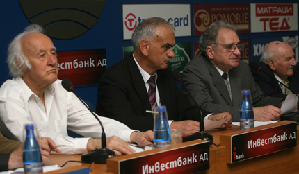 Рекордьори сме по ниски пенсии и умиращи пенсионери