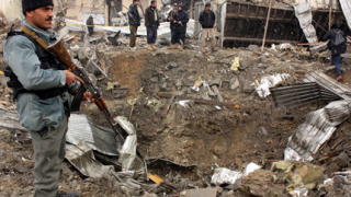 10 момичета загинаха при взрив на мина в Афганистан